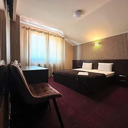 酒店 Athos 布加勒斯特